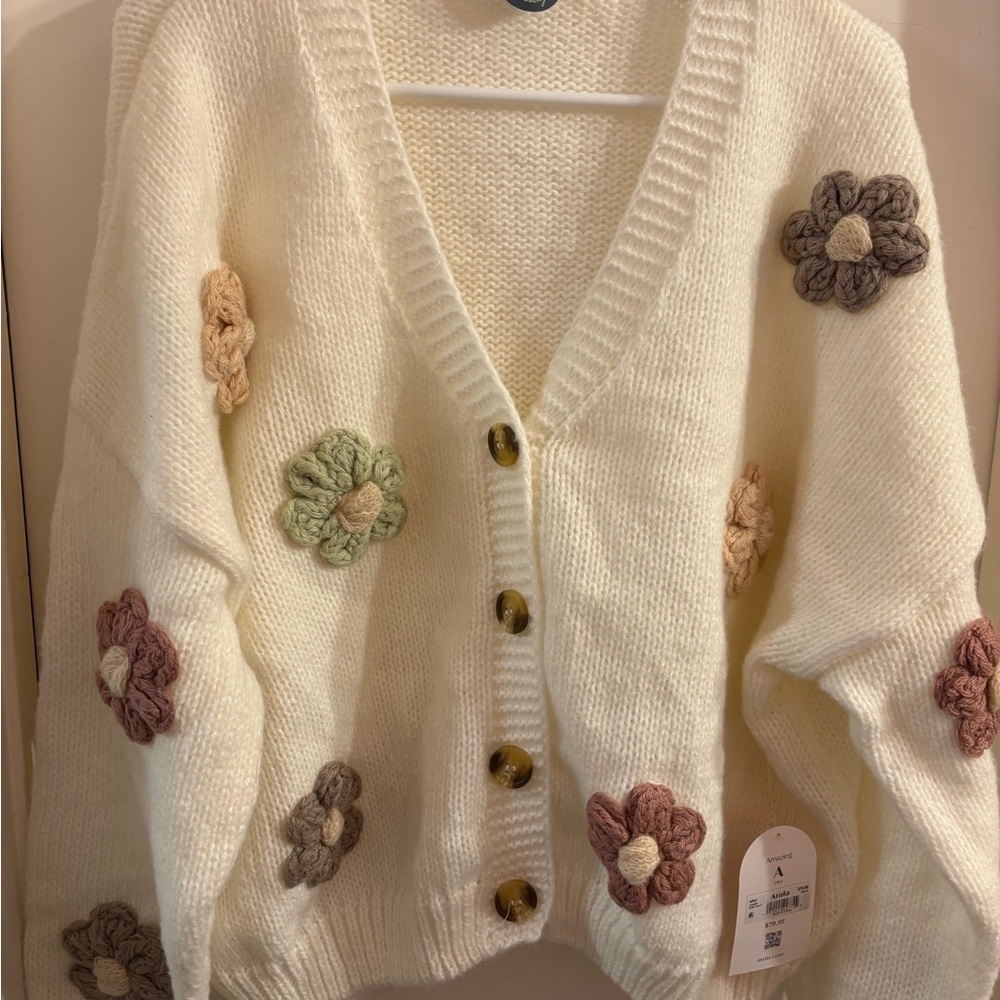 ARULA Cream Cardigan with Floral Accents